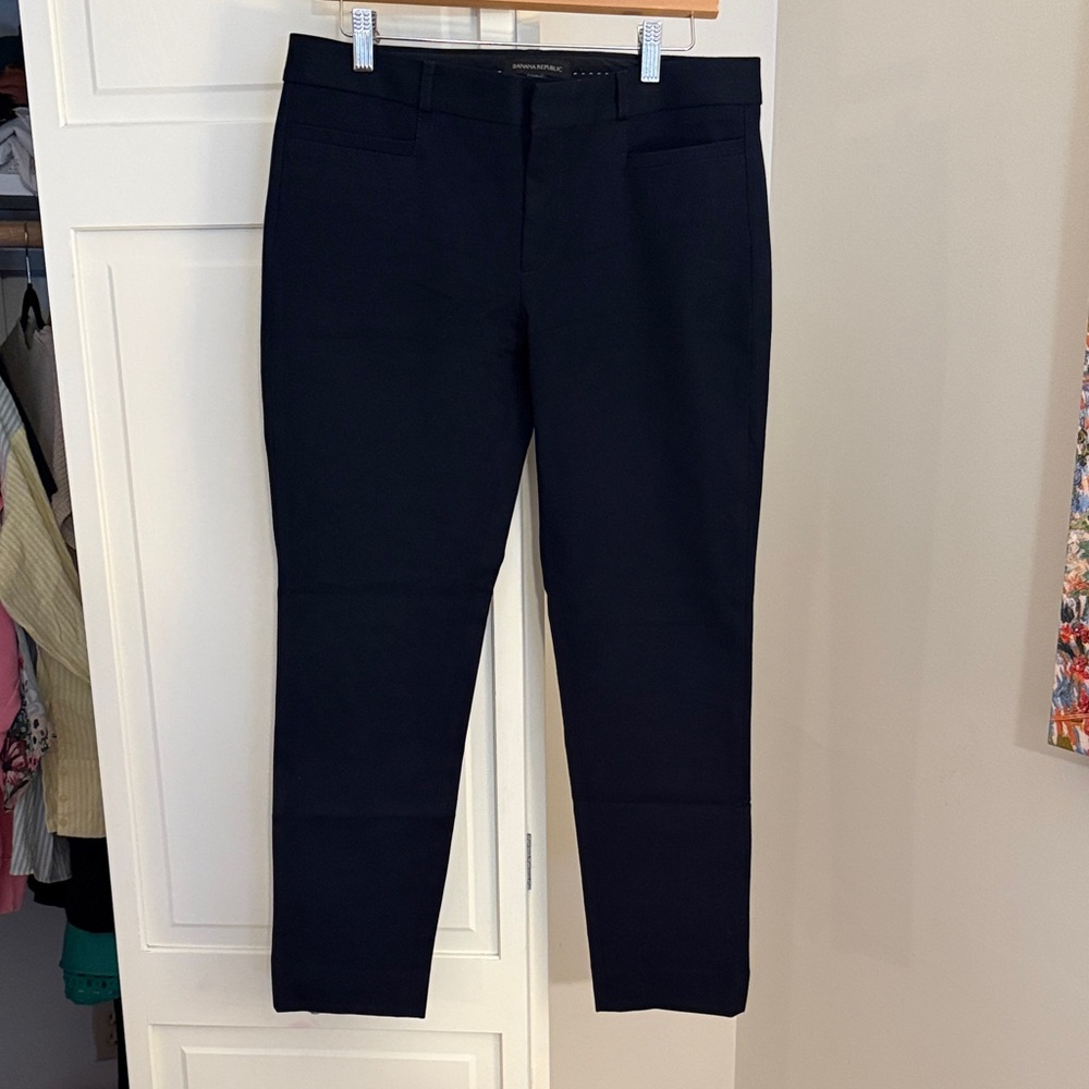 Navy Blue Cropped Pants